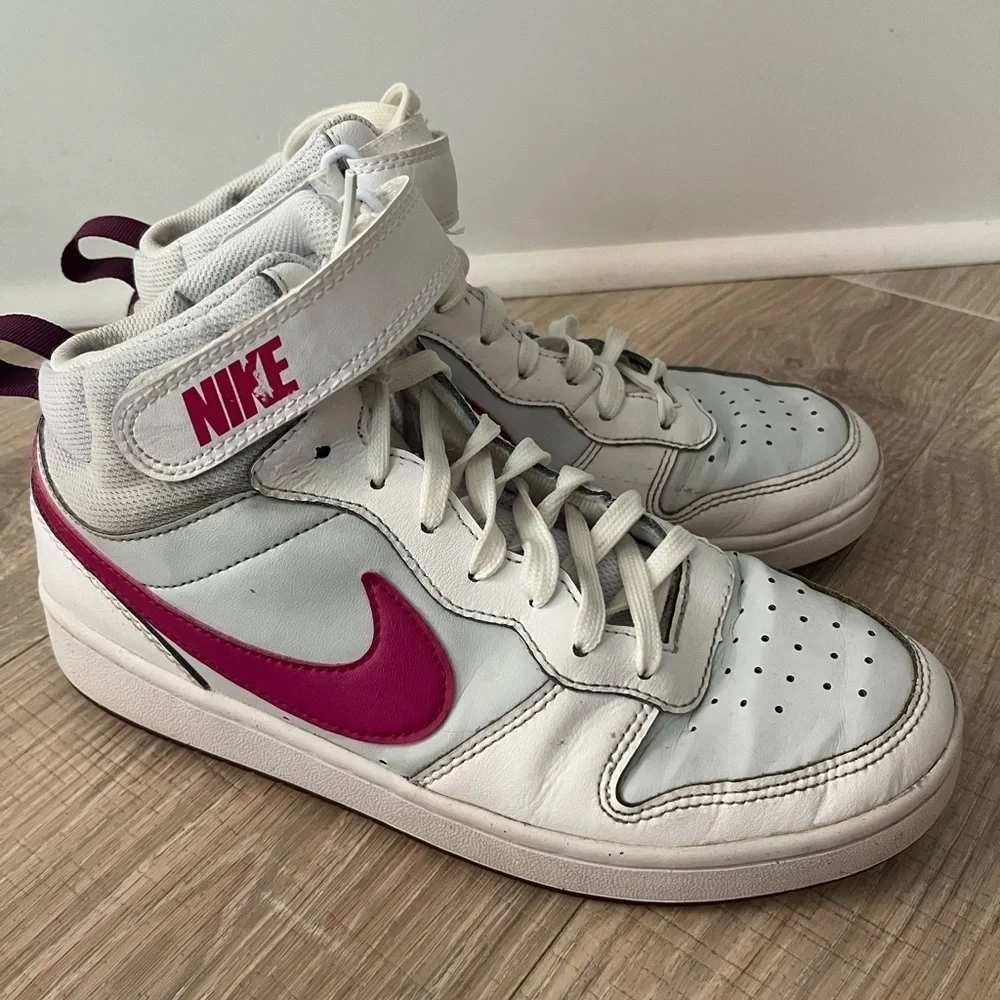 Nike Borough Low Shoes